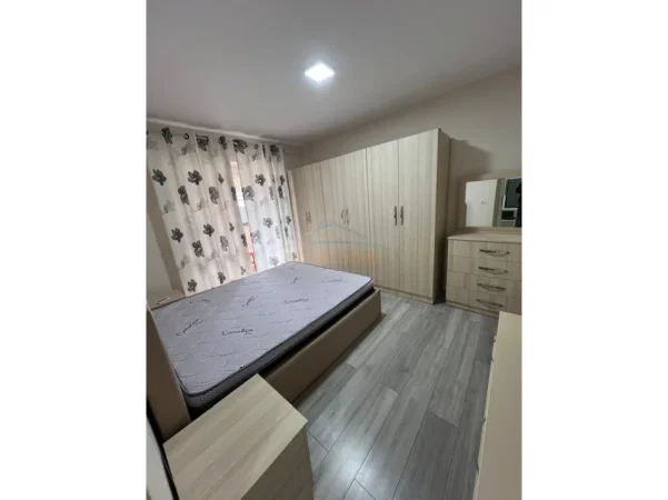 Tirane, jepet me qera apartament 1+1 Kati 1, 60 m² 600 € 