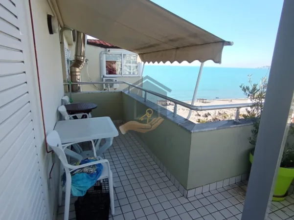 Durres, jepet me qera apartament 1+1+Ballkon Kati 5, 50 m² 500 € (Shkembi i Kavajes)