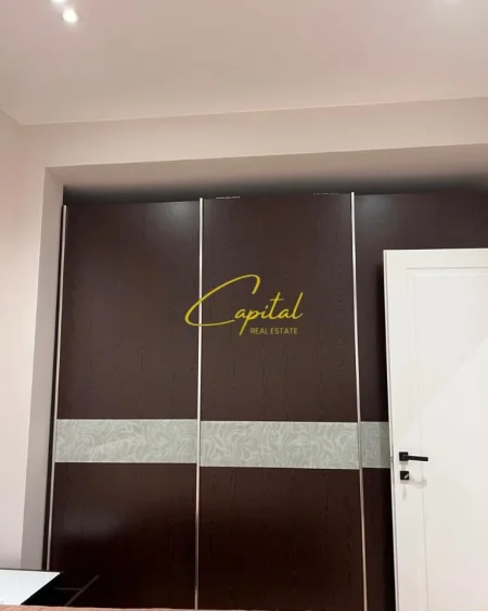 Tirane, jepet me qera apartament 1+1 Kati 1, 70 m² 600 € (RRUGA MINE PEZA)