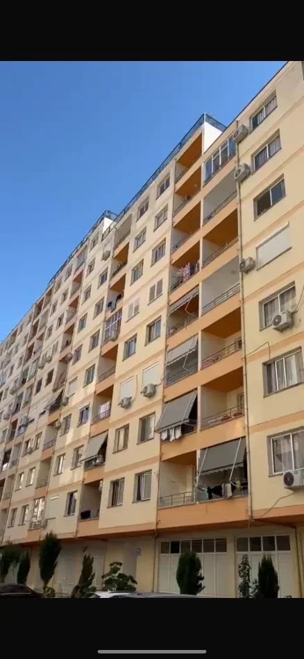 Tirane, shitet apartament 1+1+Ballkon Kati 8, 49 m² 85.000 € (Rruga Sokrat Miho)