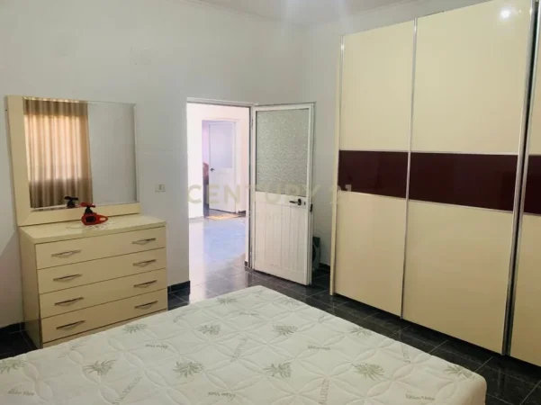 Durres, jepet me qera shtepi 2+1 Kati 1, 475 m² 350 € 