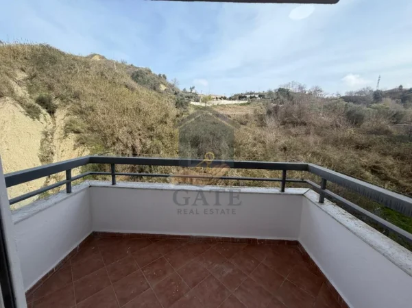 Durres, shitet apartament 1+1 Kati 3, 62 m² 69.000 € (Shkembi i Kavajes)