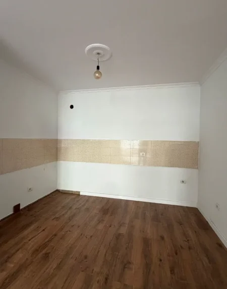 Tirane, shitet apartament 2+1 , 91 m² 145.000 € (Astir)