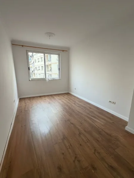 Tirane, shitet apartament 2+1 , 91 m² 145.000 € (Astir)