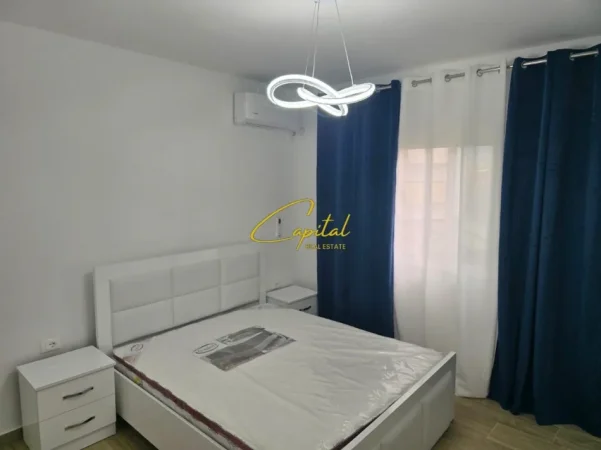 Tirane, jepet me qera apartament 1+1 Kati 2, 75 m² 500 € (DON BOSKO)