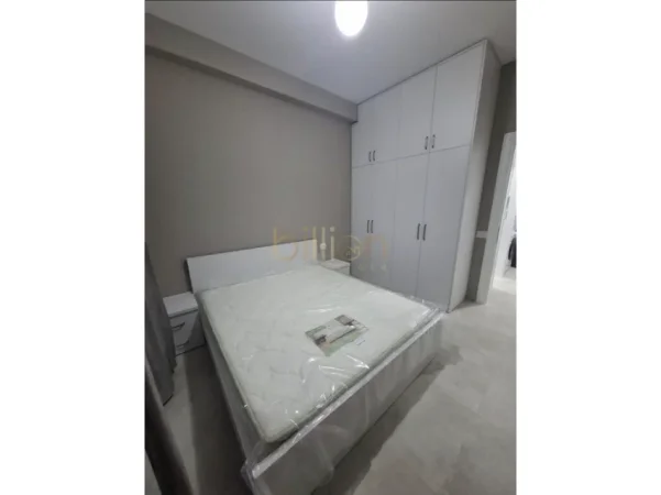 jepet me qera 1+1 , 60 m² 600 € (Rruga e Kavajes)