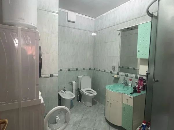Tirane, shitet apartament 2+1 Kati 9, 144 m² 315.000 € (Komuna e Parisit)