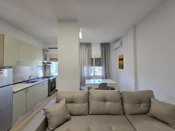 Tirane, shitet apartament 2+1 Kati 5, 82 m² 185.000 € (KOMUNA E PARISIT KRISTAL CENTER)