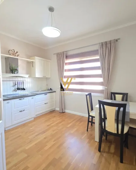 Tirane, shitet apartament+verande | Penthouse 2+1+Ballkon Kati 6, 174 m² 270.000 € (LIQENI I THATE)