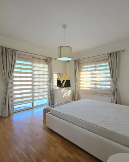 Tirane, shitet apartament+verande | Penthouse 2+1+Ballkon Kati 6, 174 m² 270.000 € (LIQENI I THATE)