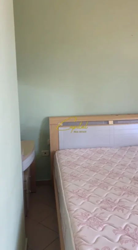 Tirane, jepet me qera apartament 1+1 Kati 5, 62 m² 600 € (RRUGA E DURRESIT)