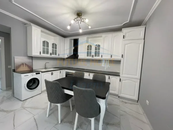 APARTAMENT 2+1+2 ME QERA , SHESHI WILLSON