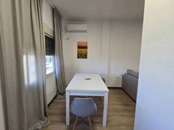 Tirane, shitet apartament 2+1 Kati 5, 82 m² 185.000 € (Kristal Center)