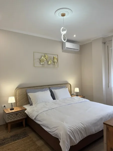 Tirane, jepet me qera apartament 1+1 Kati 4, 68 m² 650 € 