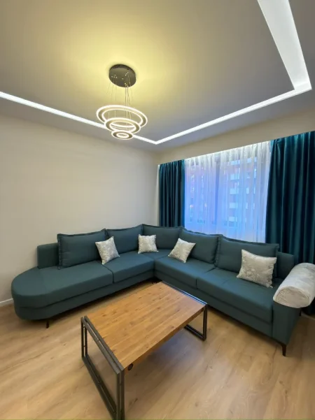 Tirane, jepet me qera 1+1 , 