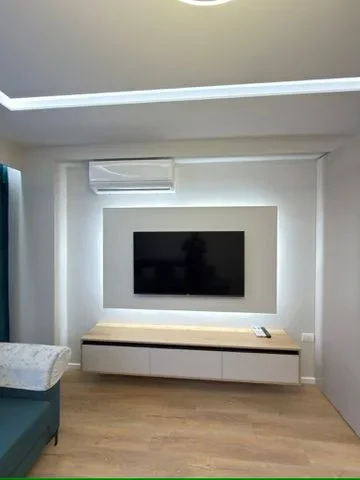 Tirane, jepet me qera 1+1 , 