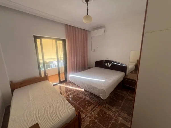 Jepet me qira apartament 1+1 , 400 € (Prane Spitalit Amerikan 2)