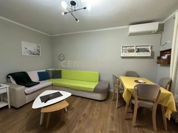 Tirane, jepet me qera apartament 2+1 Kati 0, 75 m² 430 € (Allias)