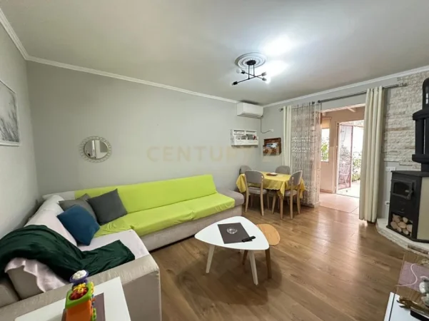 Tirane, jepet me qera apartament 2+1 Kati 0, 75 m² 430 € (Allias)