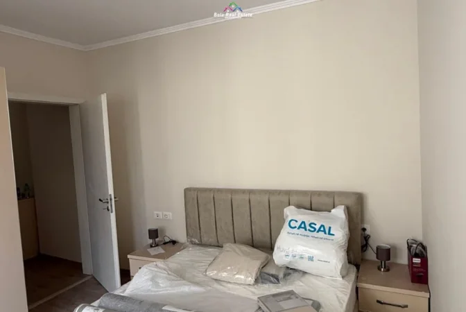 Tirane, jepet me qera apartament 1+1+Ballkon Kati 3, 67 m² 500 € (loni ligori)