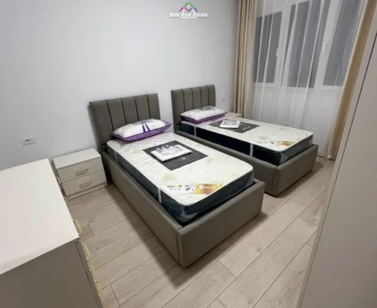Tirane, jepet me qera apartament 2+1 Kati 9, 100 m² 625 € (Fusha e Aviacionit)