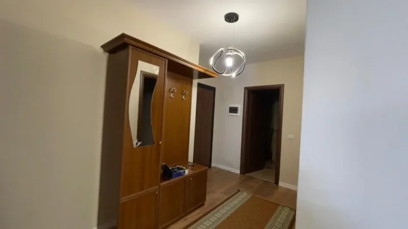 Tirane, jepet me qera apartament 2+1 Kati 6, 108 m² 630 € (jordan misja)