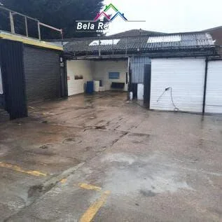 Shqiperi, jepet me qera ambjent biznesi Kati 0, 650 m² 1.000 € (mezez)