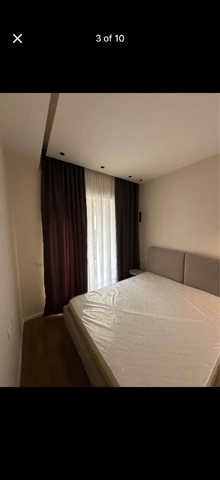 Tirane, jepet me qera apartament 1+1+Ballkon Kati 7, 55 m² 500 € (Rezidenca kaimi)