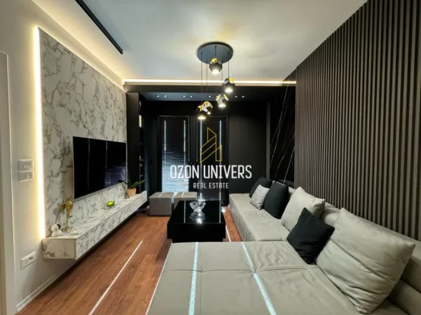 Tirane, shitet apartament 2+1+Ballkon Kati 19, 110 m² 350.000 € (Garden Building, Rruga e Kavajës)