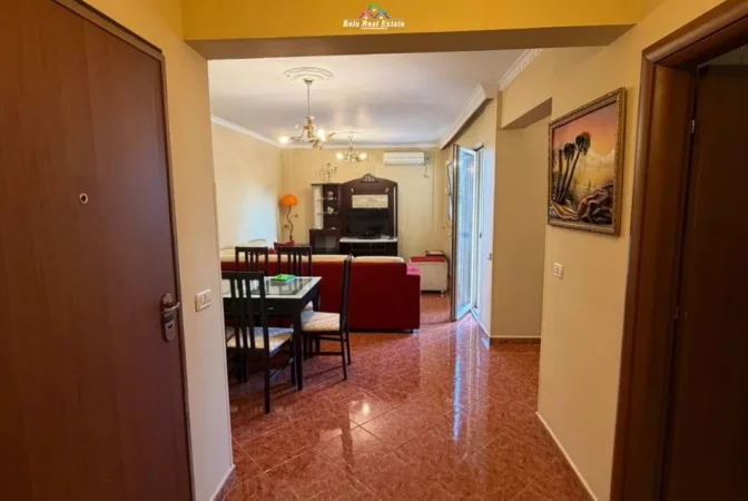 Tirane, jepet me qera apartament 2+1 , 80 m² 520 € (kthesa e kamezes)