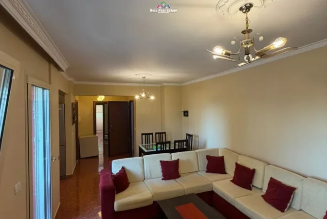 Tirane, jepet me qera apartament 2+1 , 80 m² 520 € (kthesa e kamezes)