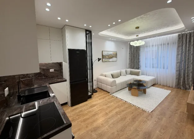 Tirane, shitet apartament 1+1 , 55 m² 109.000 € 