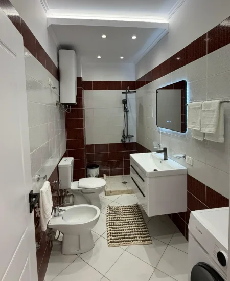 Tirane, shitet apartament 1+1 , 55 m² 109.000 € 