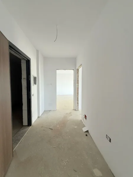 Tirane, shitet apartament 2+1 Kati 7, 97 m² 137.000 € (Paskuqan)