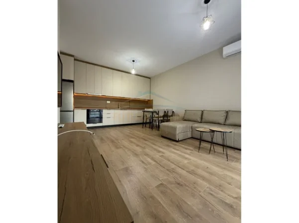 Qera, Apartament 1+1, Univers City, Tirane