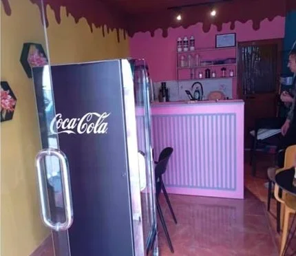 Tirane, jepet me qera dyqan Kati 0, 23 m² 270 € (21 DHJETORI)