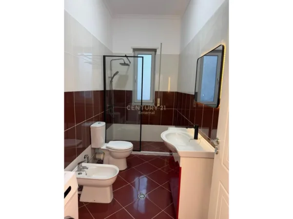 Tirane, shitet apartament 2+1 Kati 2, 95 m² 169.000 € (astir)