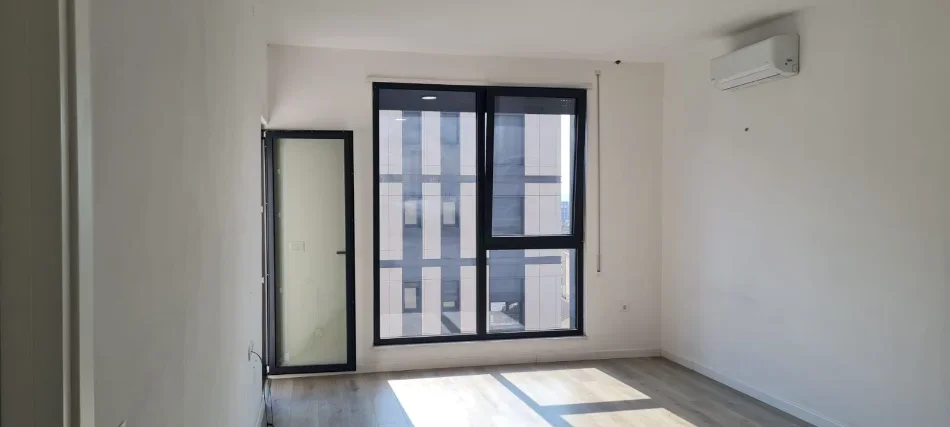 Tirane, jepet me qera apartament 1+1 Kati 7, 65 m² 550 € (Në Porcelan, Tiranë.)