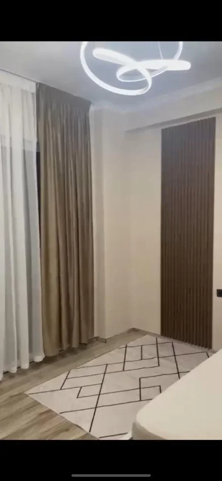 Shqiperi, jepet me qera 2+1+Ballkon Kati 5, 102 m² 700 € (rruga Bill Klinton)