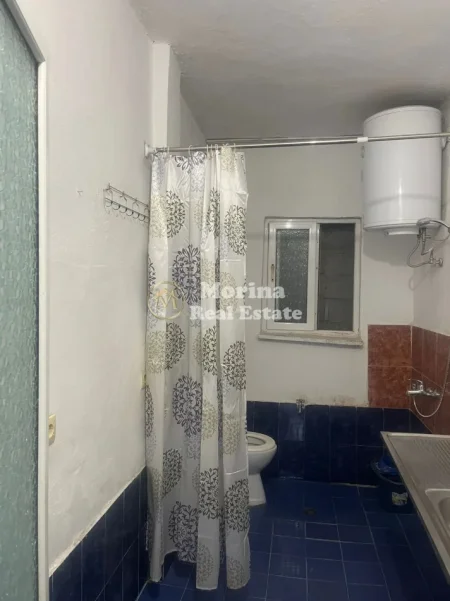 Tirane, jepet me qera apartament 1+1 Kati 1, 50 m² 350 € (Rruga e Durresit)