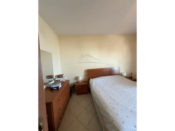 Durres, shitet apartament 1+1+Ballkon Kati 4, 74 m² 150.000 € 