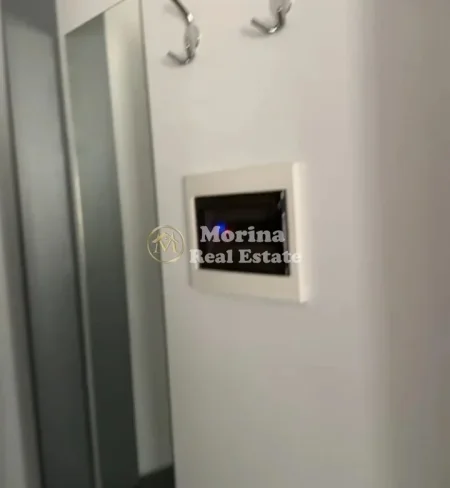 Tirane, shitet apartament 2+1 Kati 3, 90 m² 220.000 € (Rruga e Barrikadave)