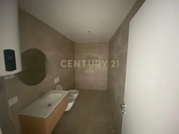 Tirane, shitet apartament 1+1 Kati 1, 120.000 € (Akses Tirana)