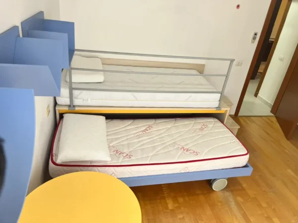 Tirane, jepet me qera apartament 2+1 Kati 6, 900 € 