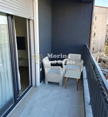 Tirane, jepet me qera apartament 1+1 Kati 3, 77 m² 500 € (Don Bosko)
