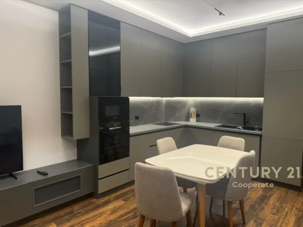 Tirane, jepet me qera apartament 1+1 Kati 6, 112 m² 1.300 € (Lion Residence)