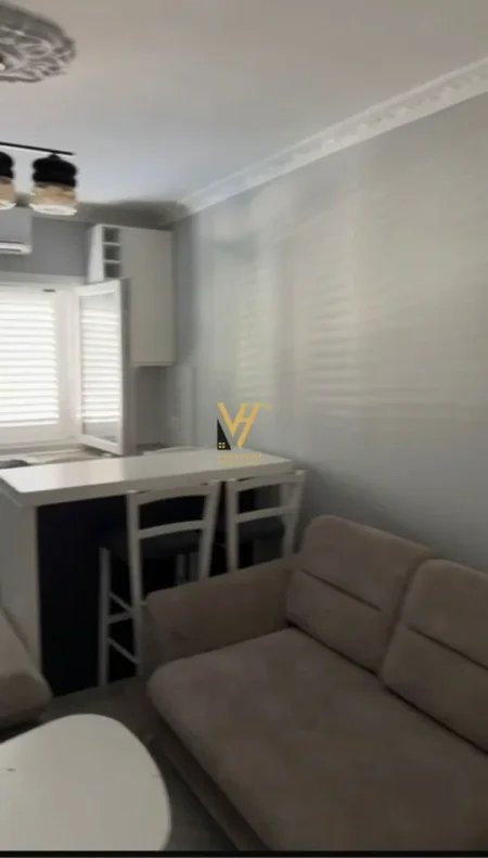 Tirane, shitet apartament 2+1+Ballkon Kati 3, 90 m² 220.000 € (RRUGA E BARRIKADAVE)