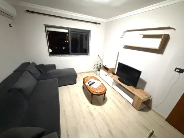 Jepet me Qera Apartament 2+1 në Myslym Shyr, 550 Euro