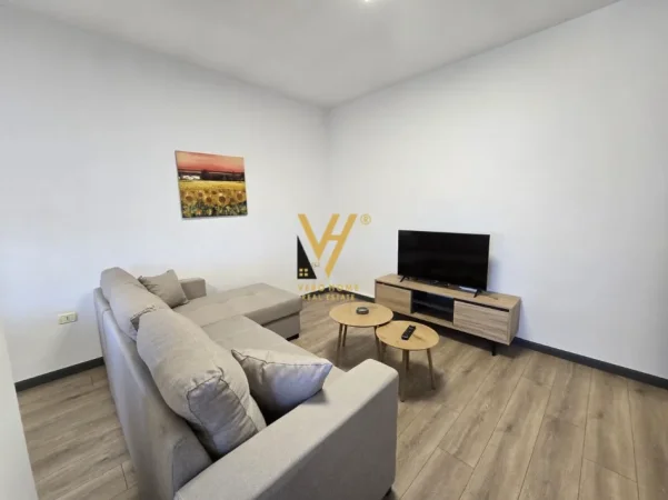 Tirane, shitet apartament 2+1 Kati 5, 82 m² 185.000 € (KRISTAL CENTER)