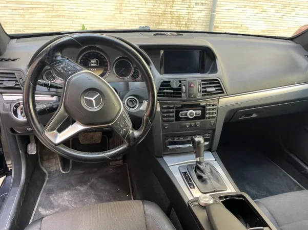 Durres, shitet makine E-220 CDI- 2012 MERCEDES BENZ Nafte, e zeze automatik Kondicioner 260.000 km 9.500 €